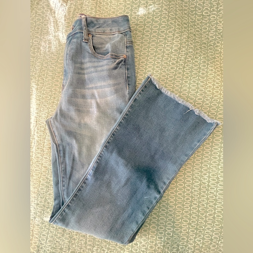 NWT Flare Jeans✨